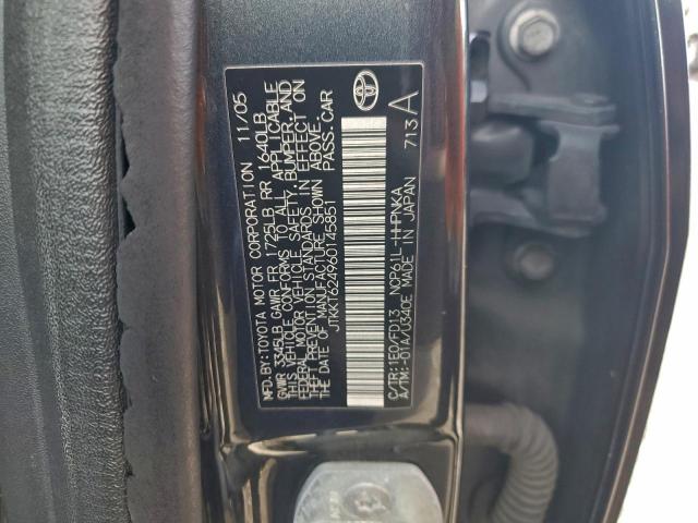 Toyota Scion Image 10