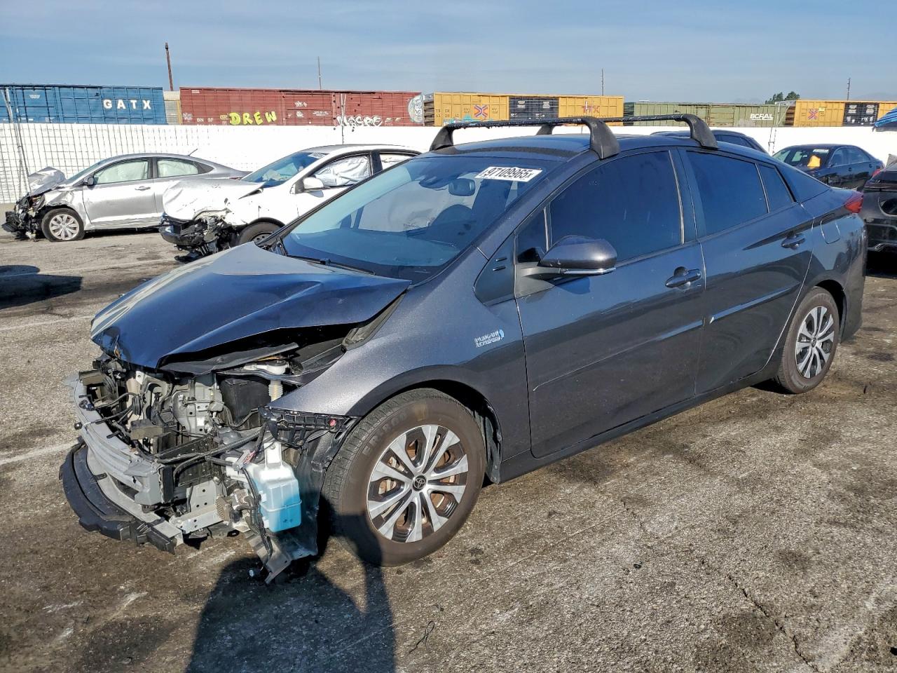 Toyota Prius Le Image 1