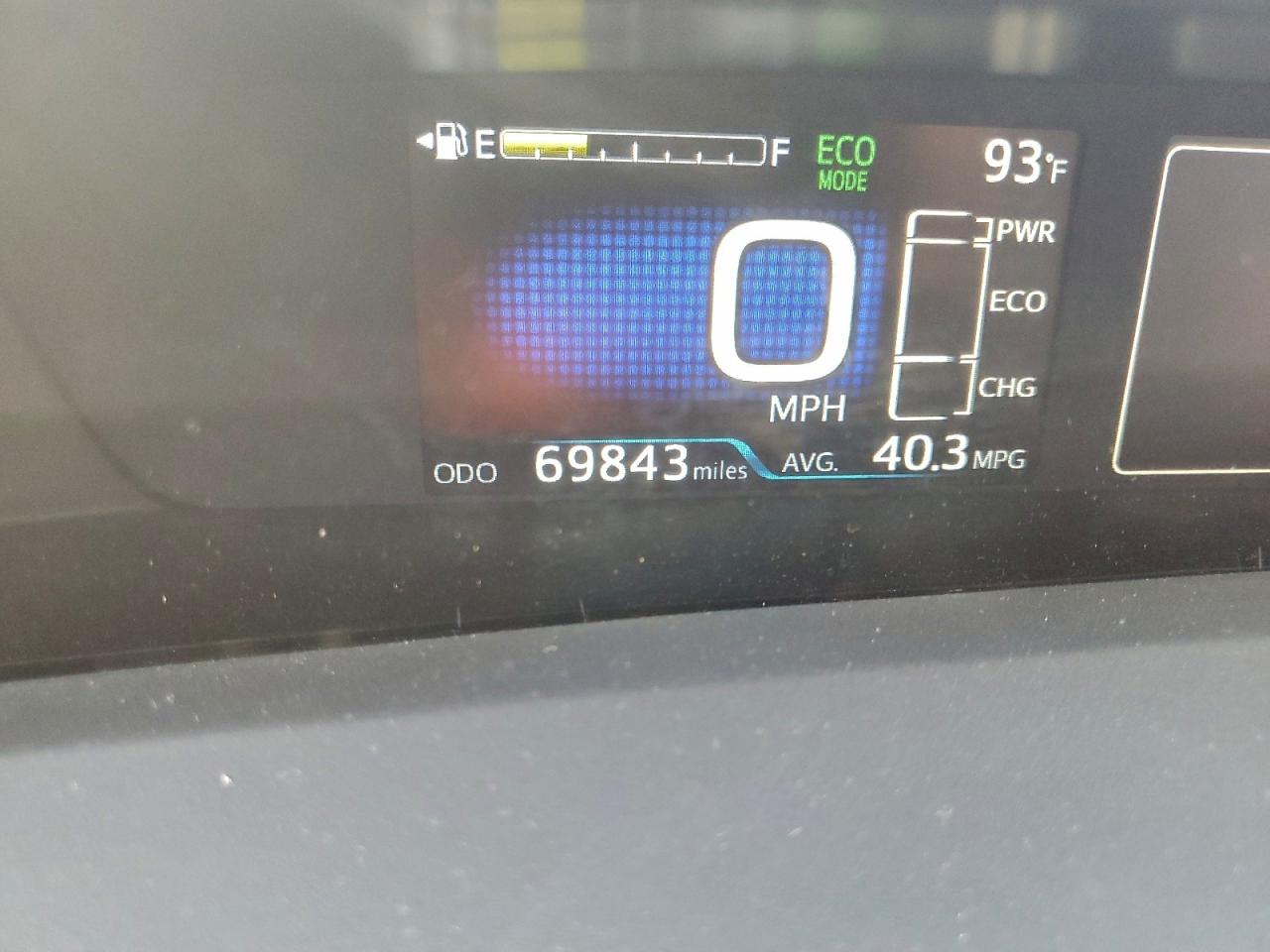 Toyota Prius Le Image 4