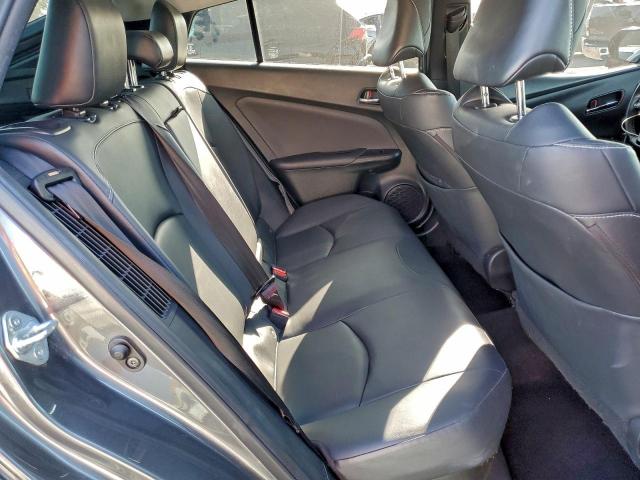 Toyota Prius Le Image 7