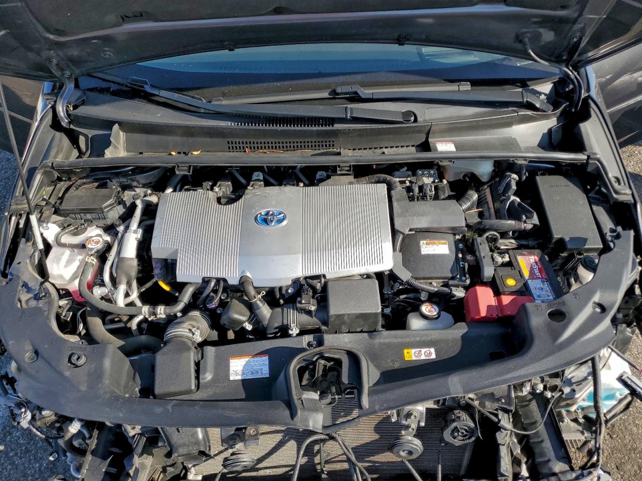 Toyota Prius Le Image 13