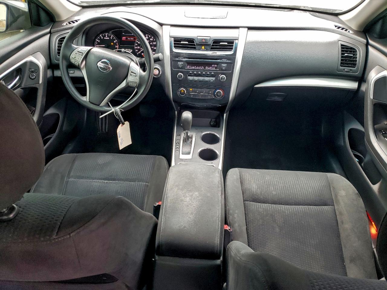Nissan Altima 2.5 Image 6
