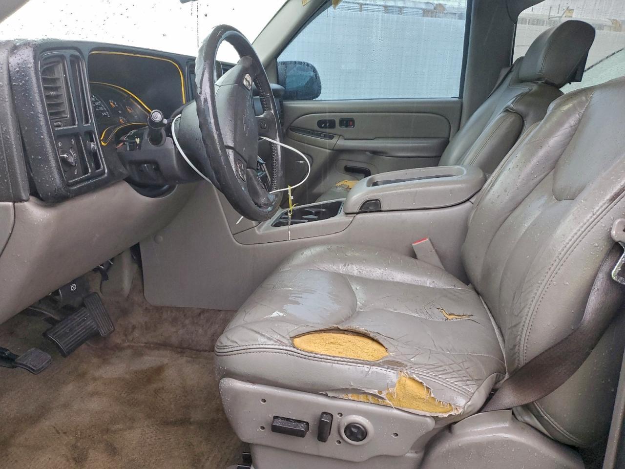 Chevrolet Tahoe C1500 Image 6