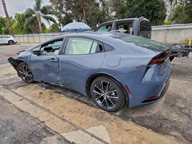 Toyota Prius Le Image 11