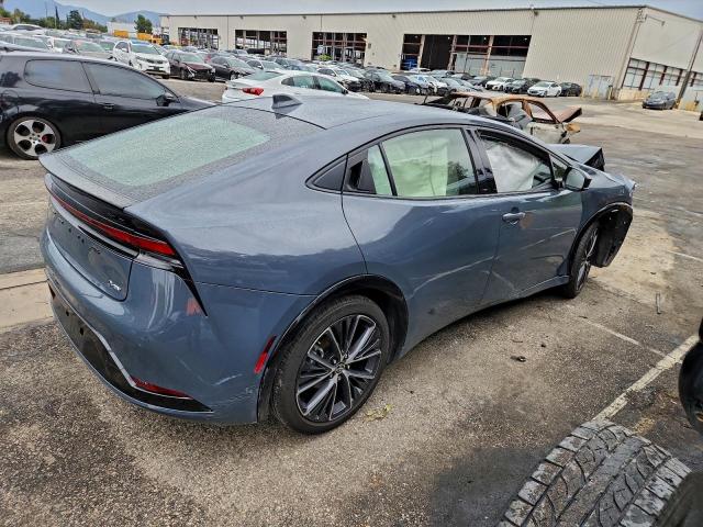 Toyota Prius Le Image 12