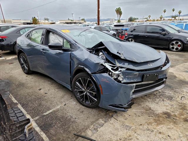 Toyota Prius Le Image 3