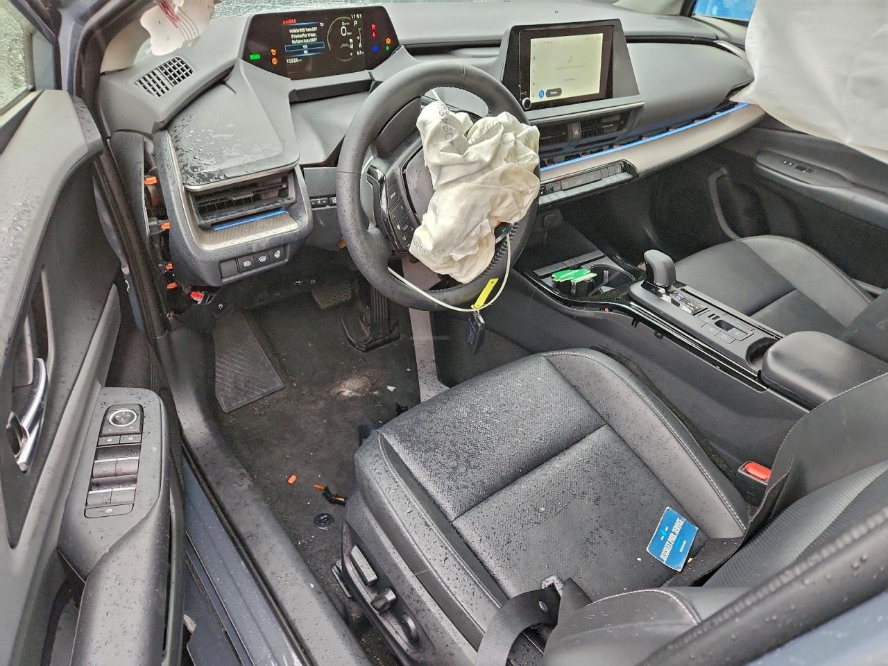 Toyota Prius Le Image 9