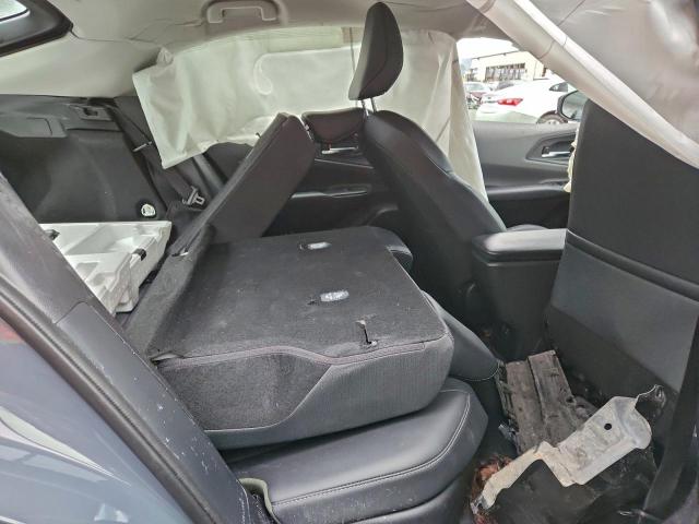 Toyota Prius Le Image 4