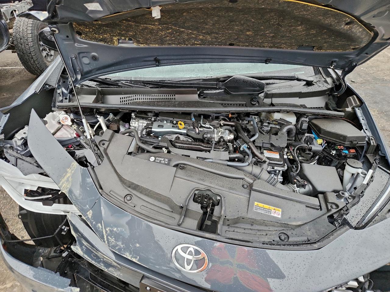 Toyota Prius Le Image 7