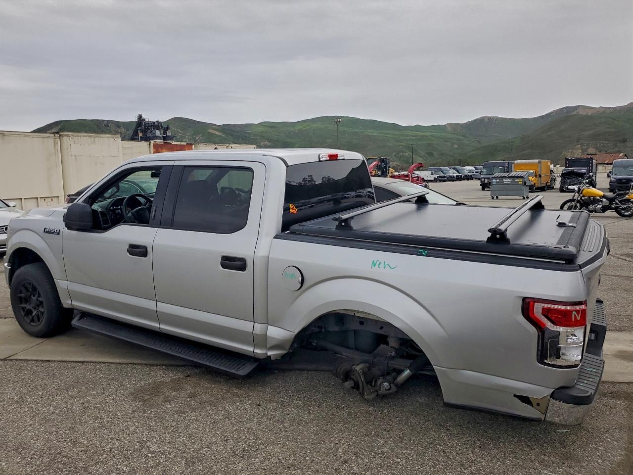 Ford F-150 Supercrew Image 8
