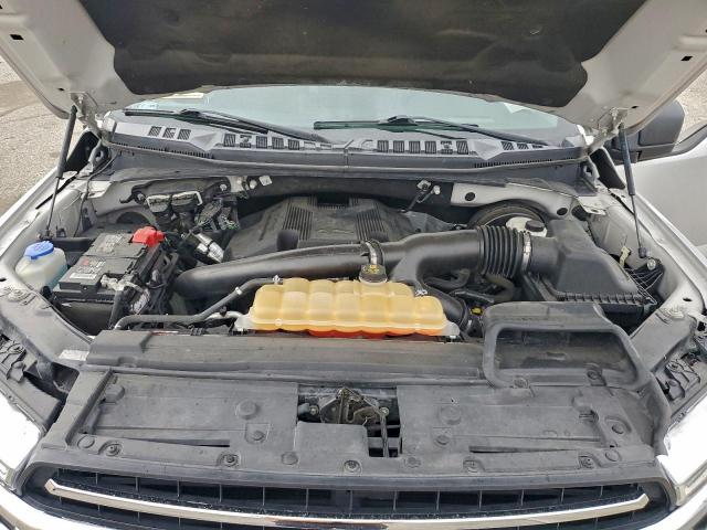 Ford F-150 Supercrew Image 12