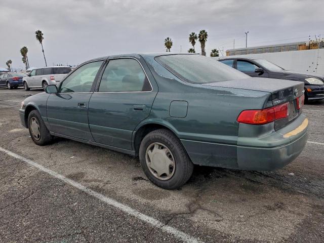 Toyota Camry Ce Image 11