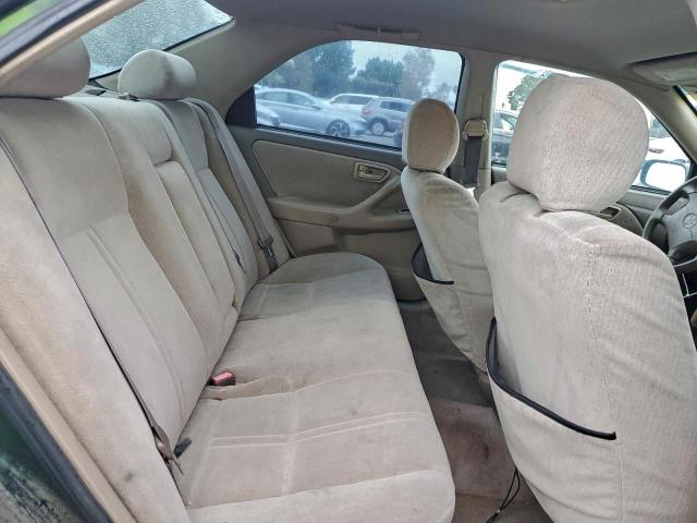 Toyota Camry Ce Image 4