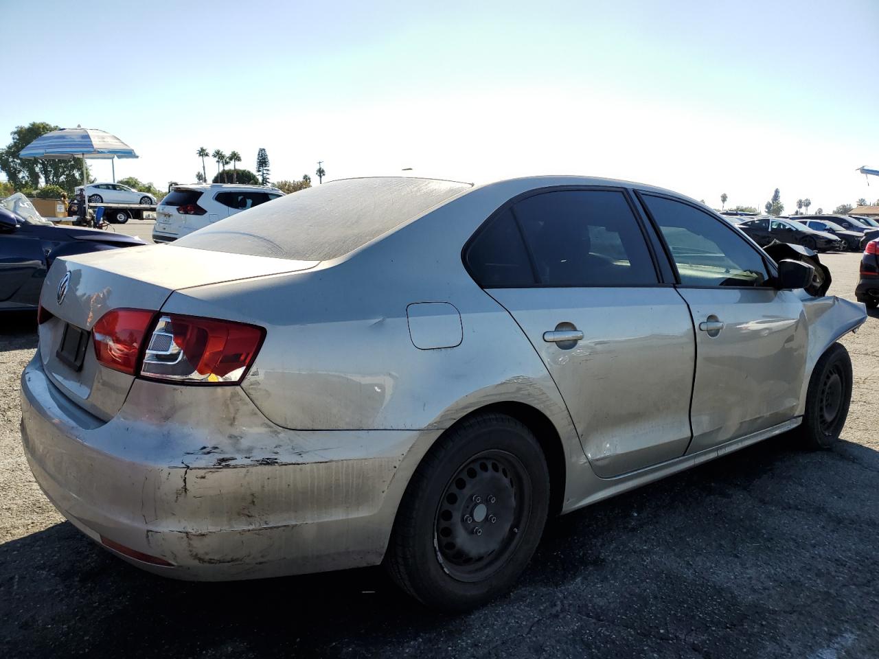 Volkswagen Jetta Base Image 9