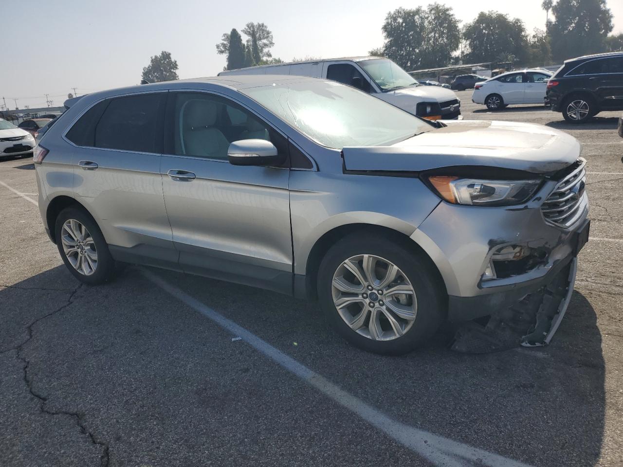 Ford Edge Titanium Image 2