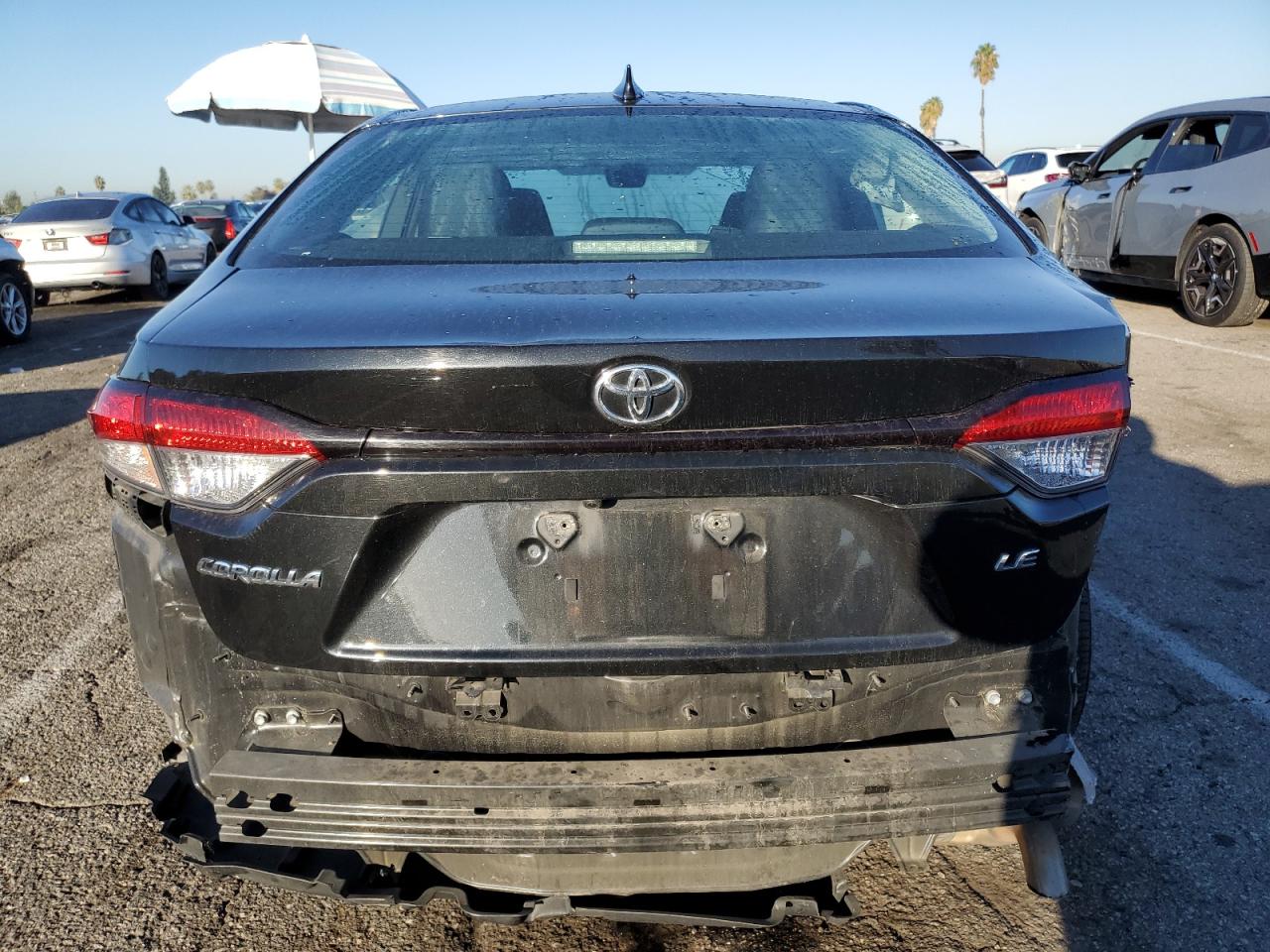 Toyota Corolla Le Image 11