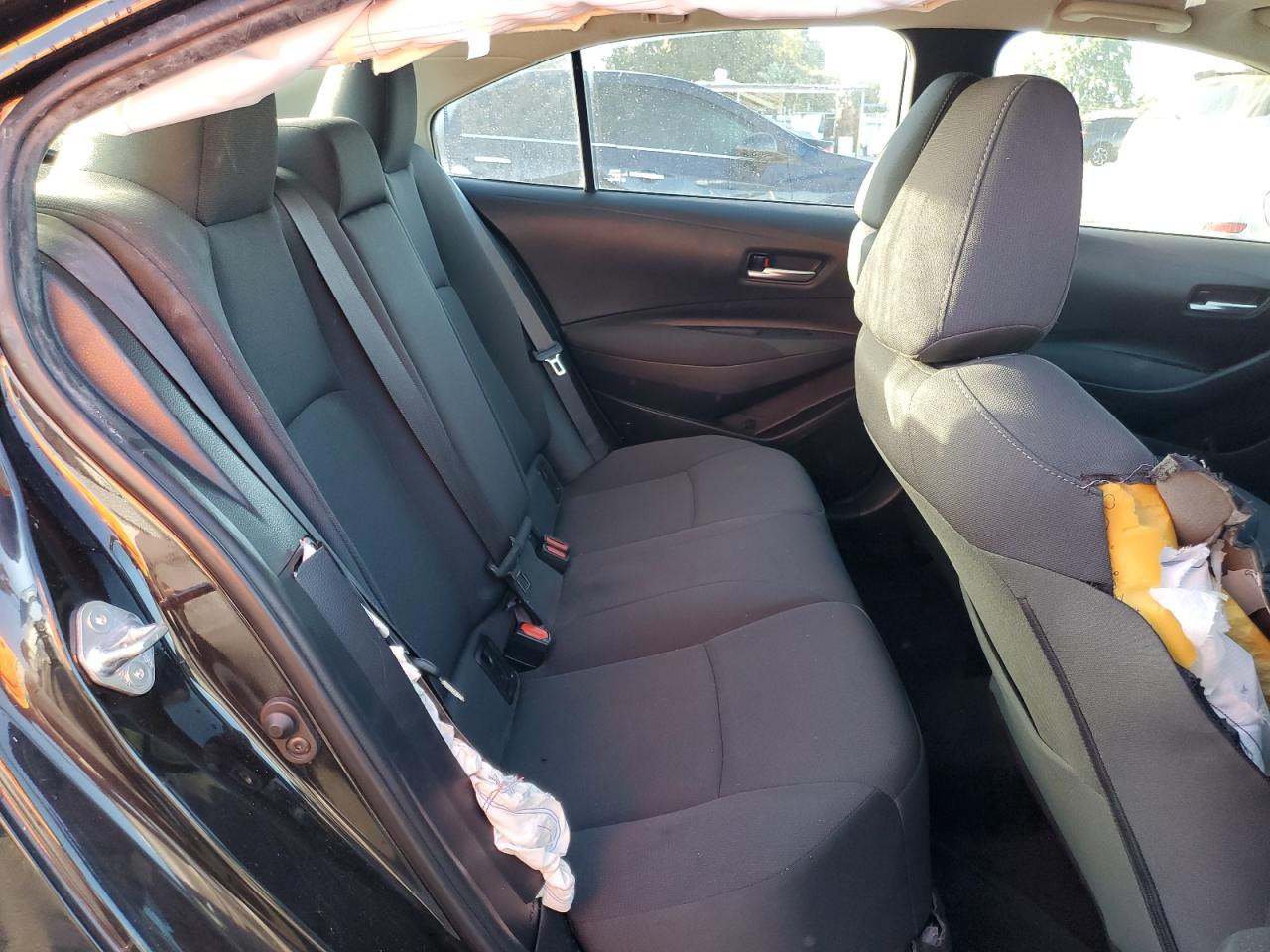 Toyota Corolla Le Image 10