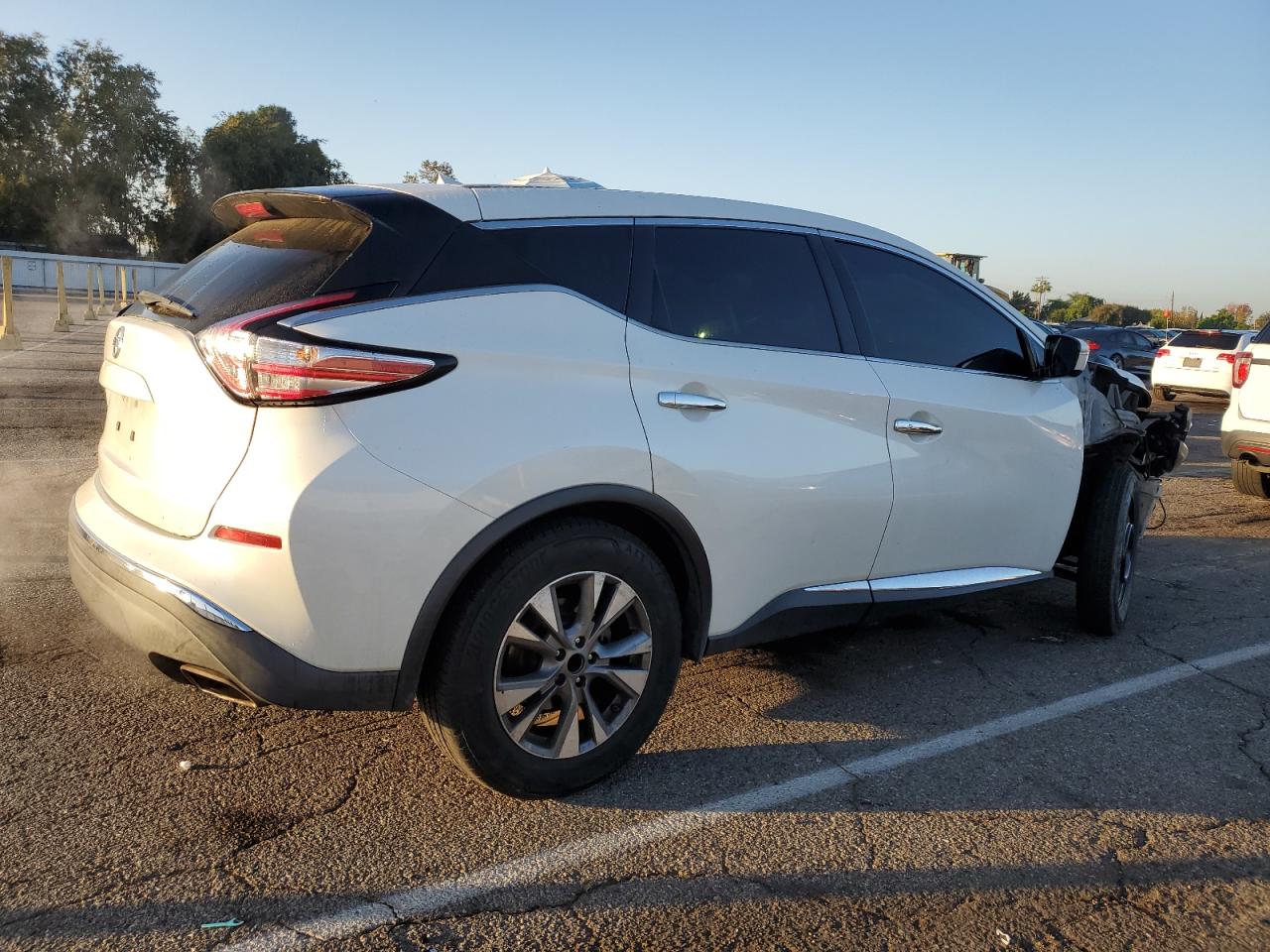Nissan Murano S Image 2