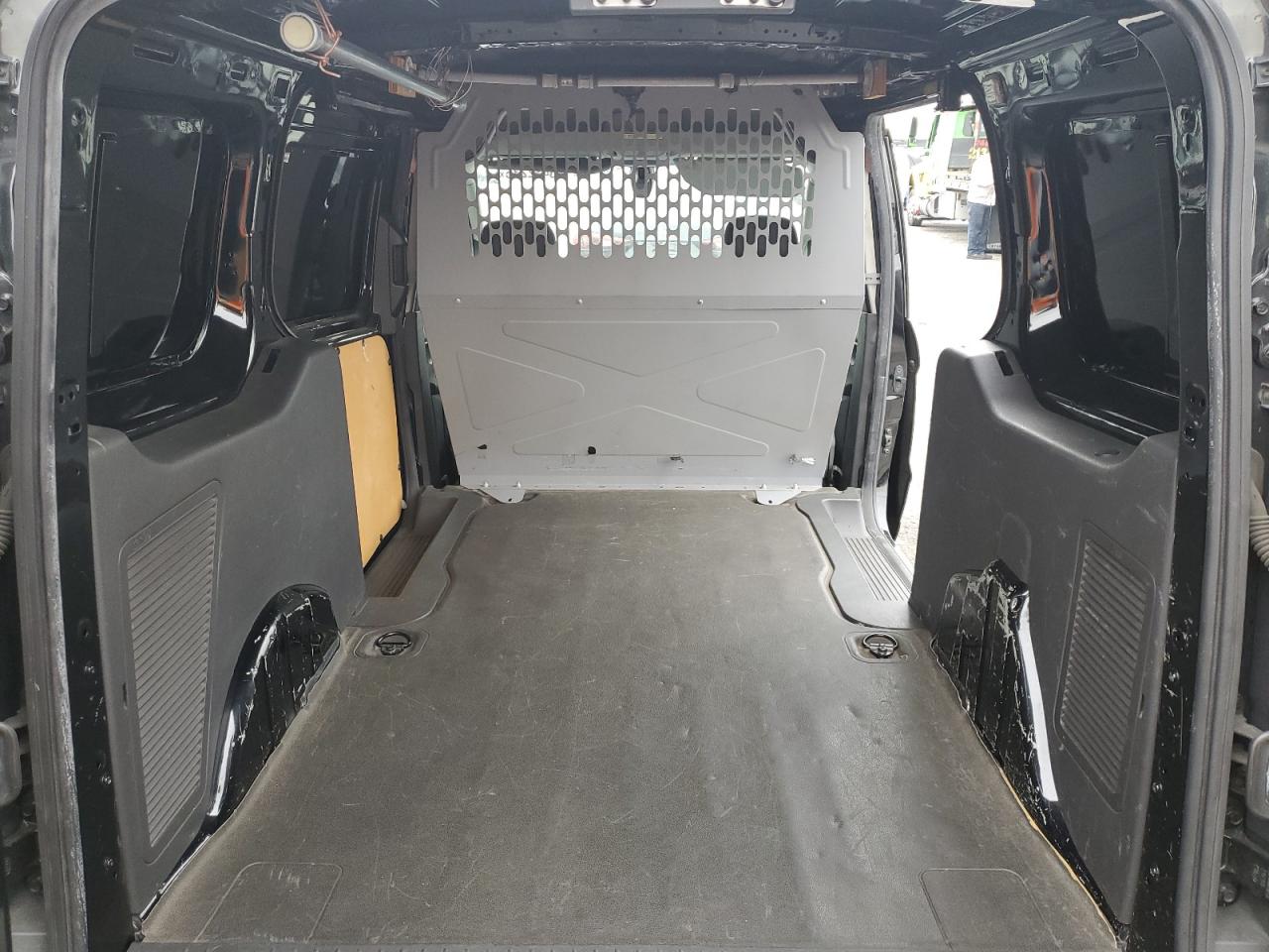 Ford Transit Xl Image 6