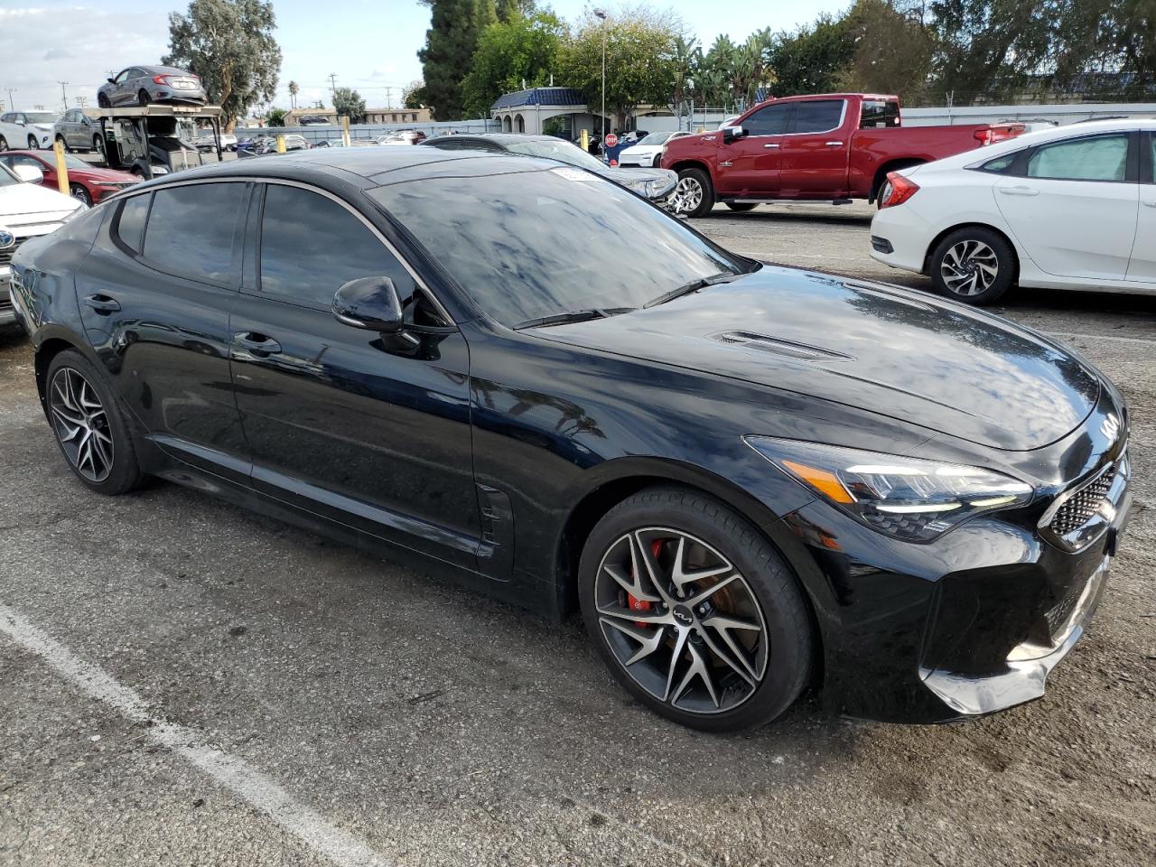 Kia Stinger Gt Line Image 2