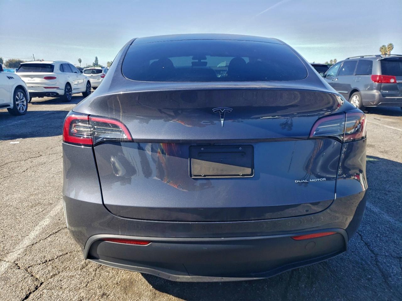 Tesla Model Y Image 13
