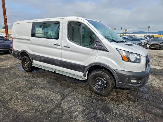Ford Transit T-250 Image 8