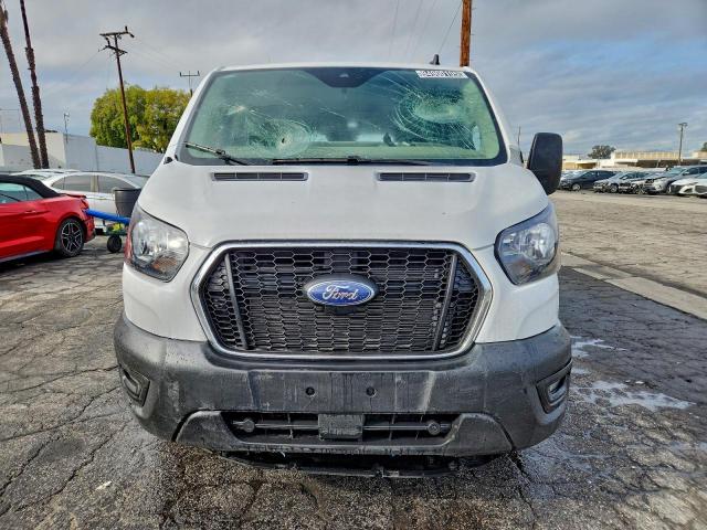 Ford Transit T-250 Image 3