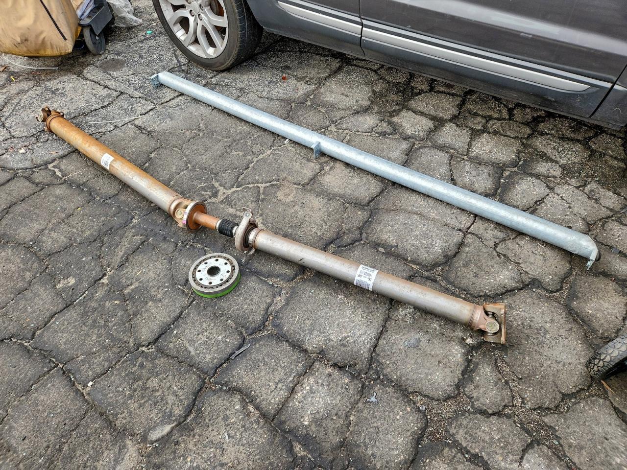 Ford Transit T-250 Image 12