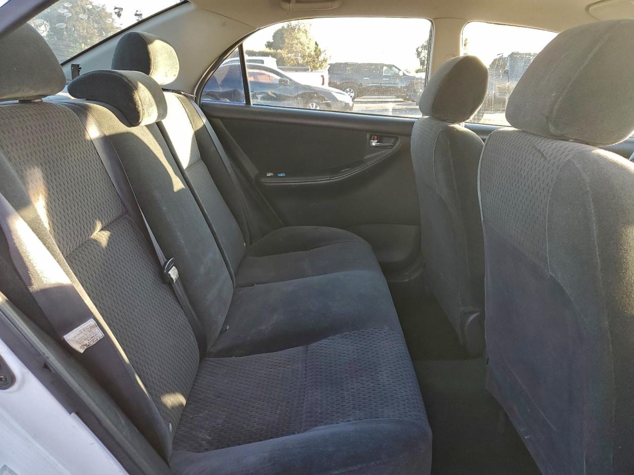 Toyota Corolla Ce Image 11