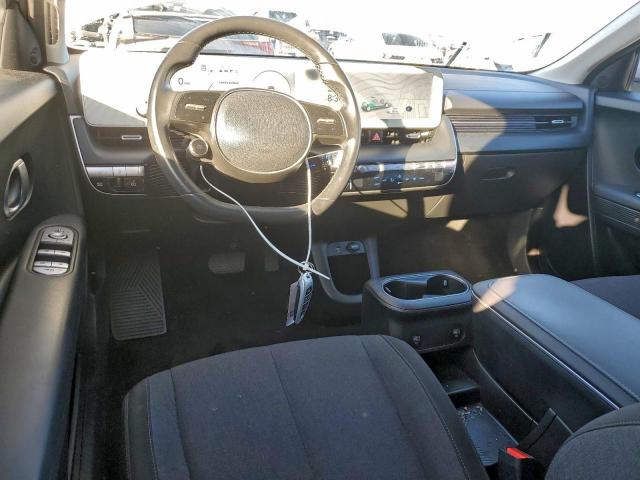 Hyundai Ioniq Se Image 3