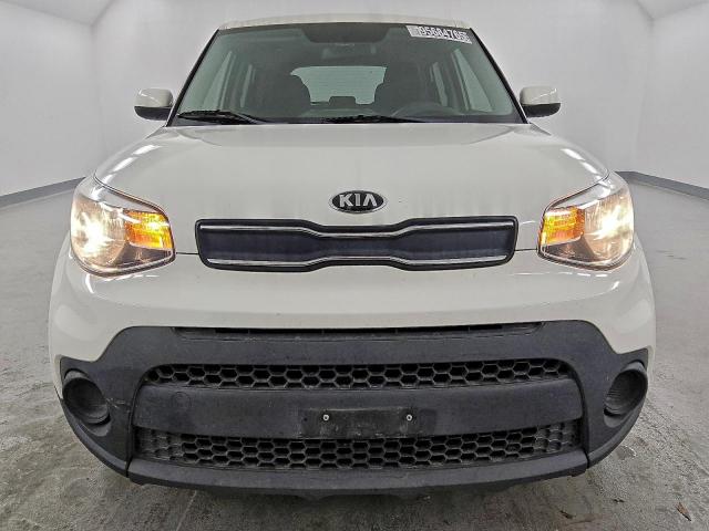 Kia Soul Image 10