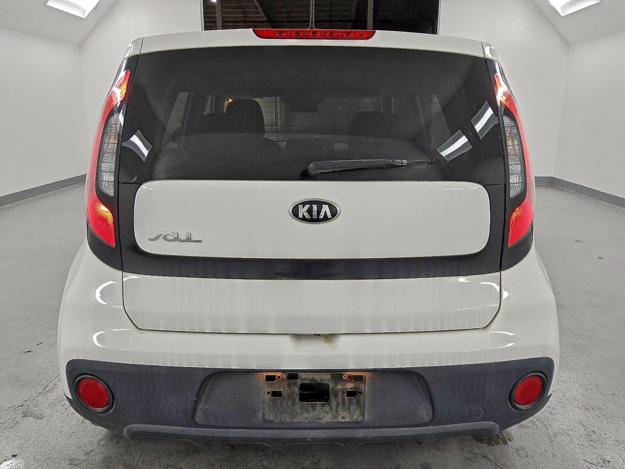 Kia Soul Image 3