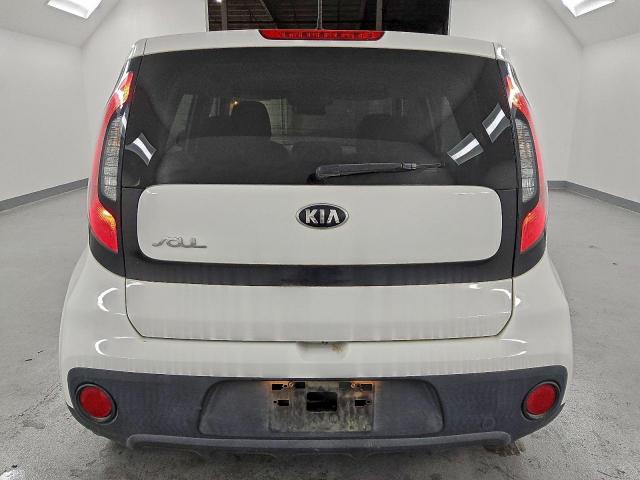 Kia Soul Image 3
