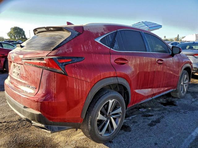 Lexus NX 300 Image 6