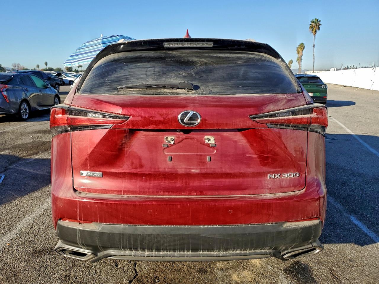 Lexus NX 300 Image 9