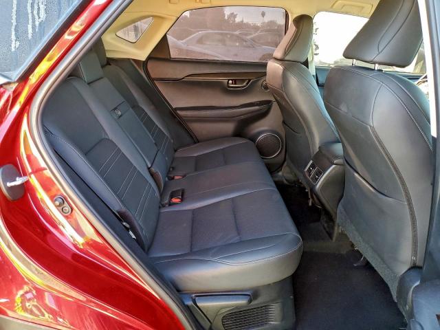 Lexus NX 300 Image 11