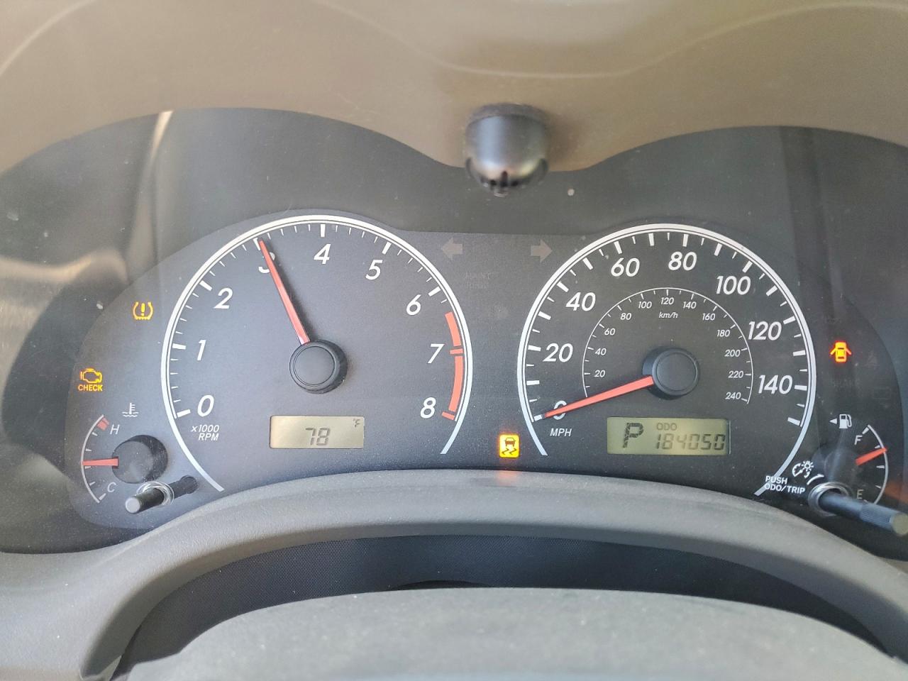 Toyota Corolla Base Image 6