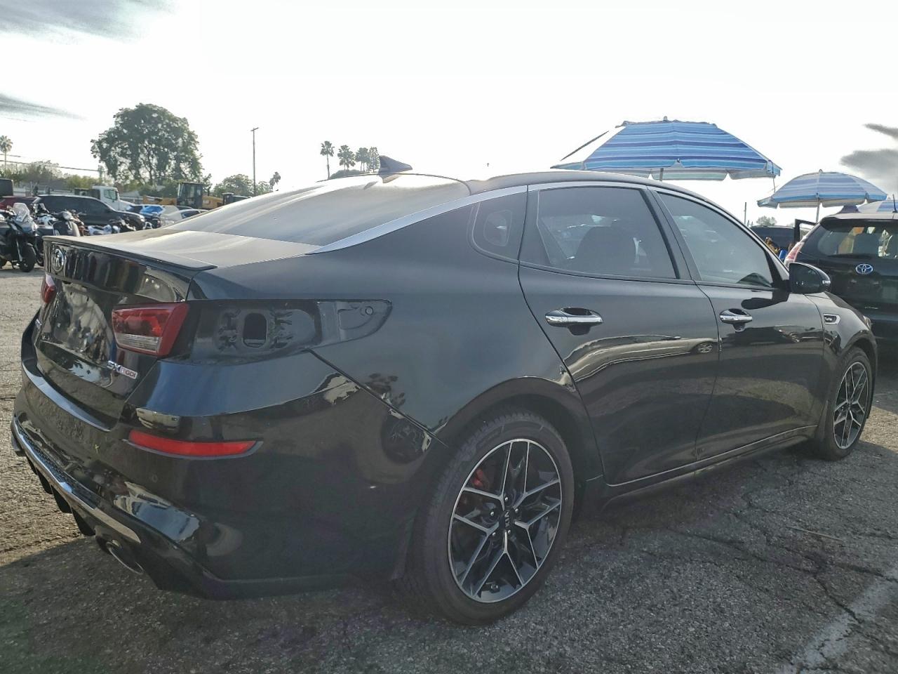 Kia Optima Sx Image 2