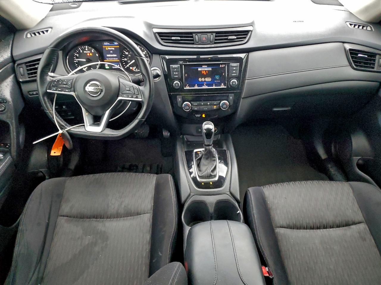 Nissan Rogue S Image 7