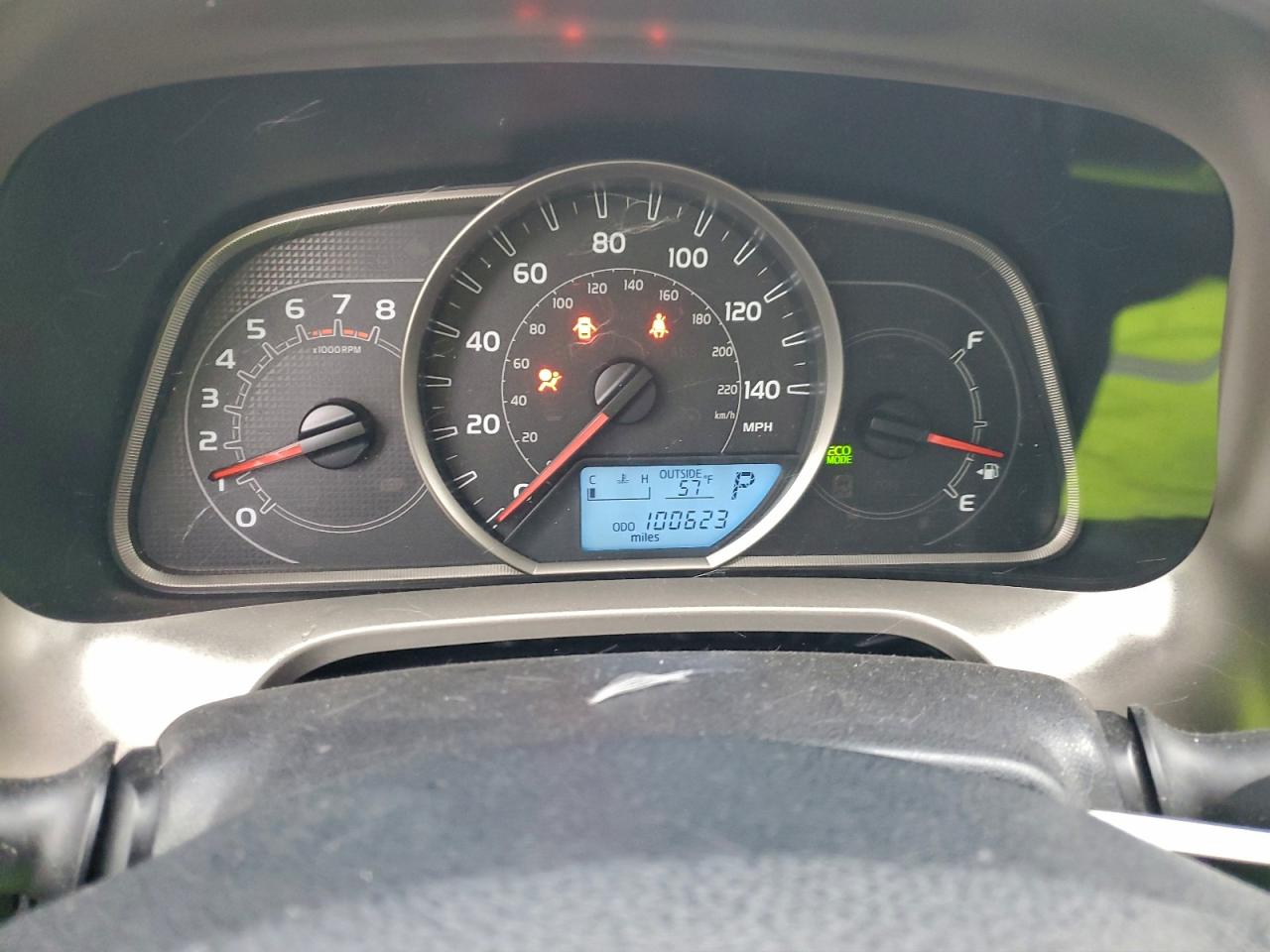 Toyota RAV4 Le Image 4