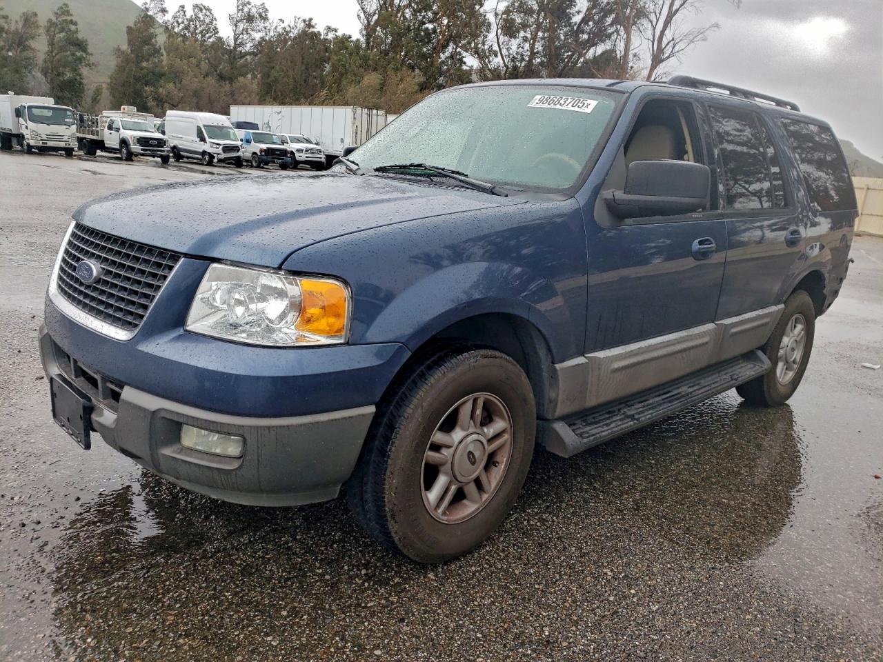 Ford Expedition Xlt Image 1