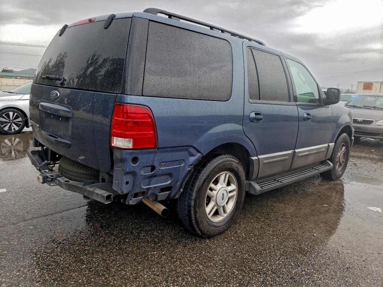 Ford Expedition Xlt Image 9