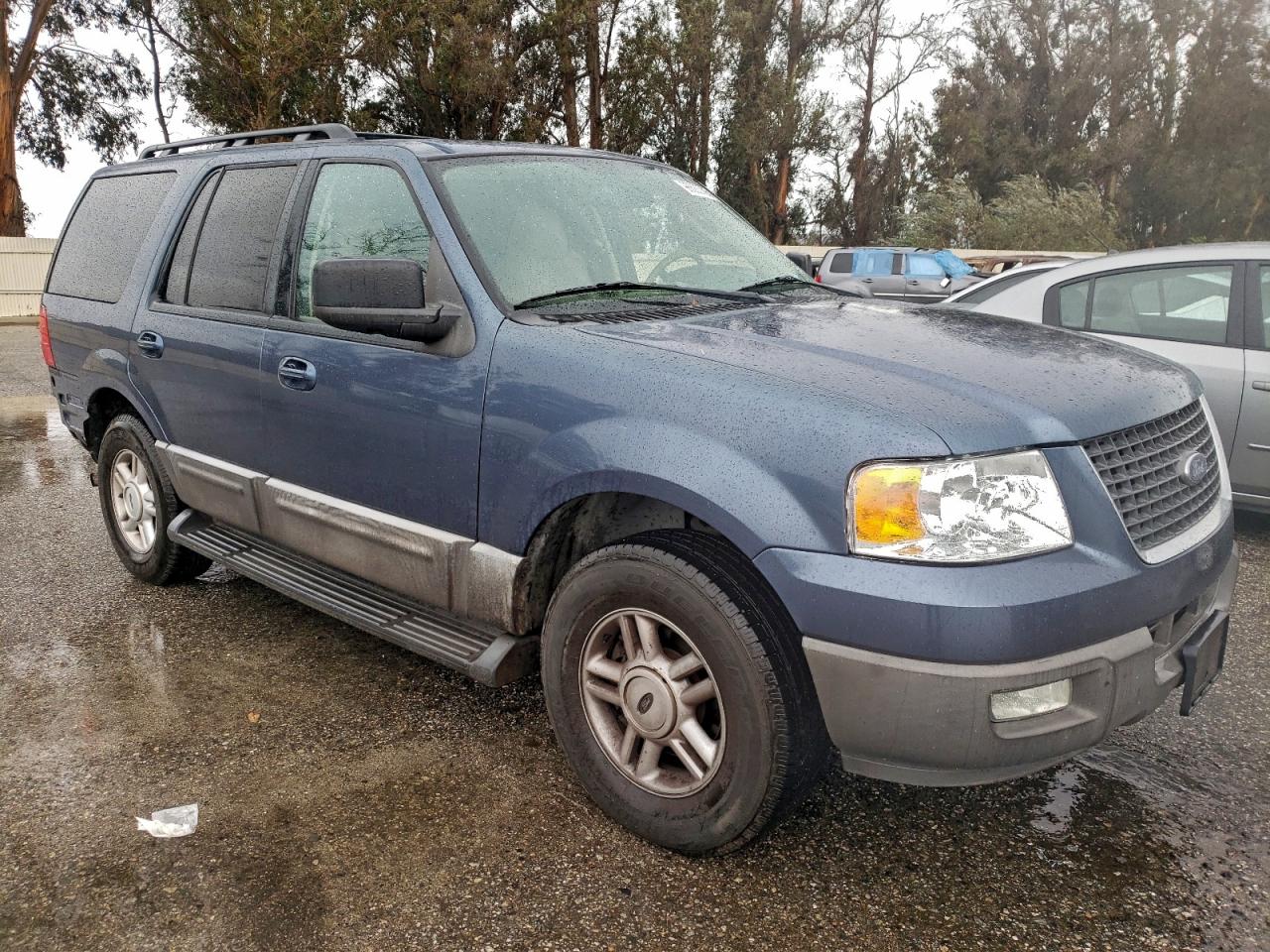 Ford Expedition Xlt Image 8