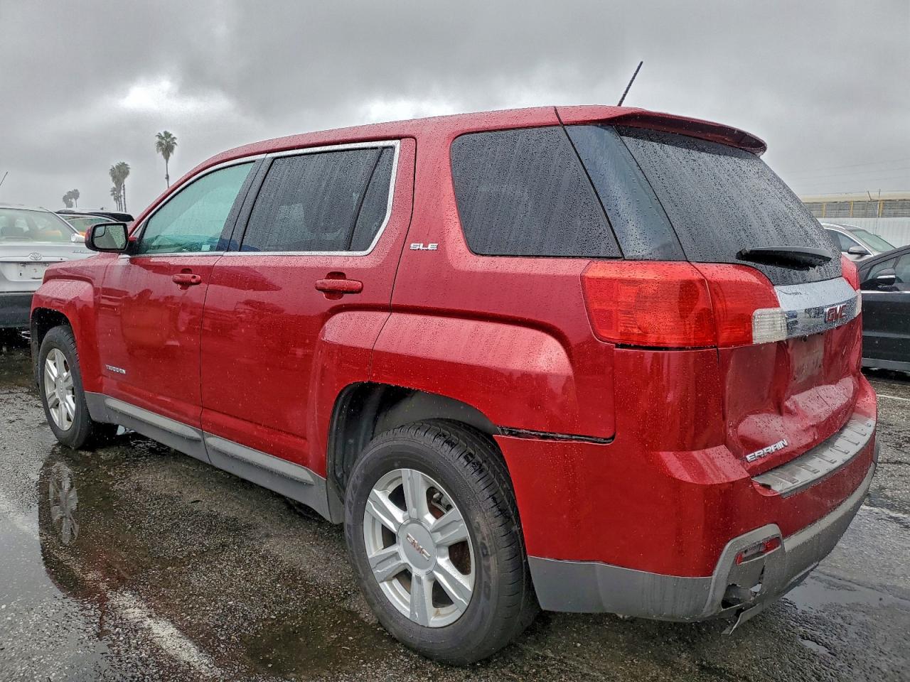 GMC Terrain Sle Image 2