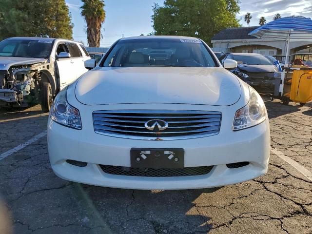 INFINITI G37 Base Image 8