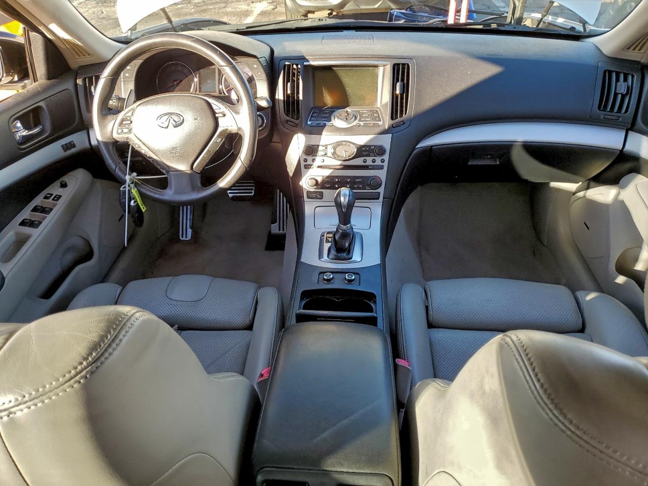 INFINITI G37 Base Image 3