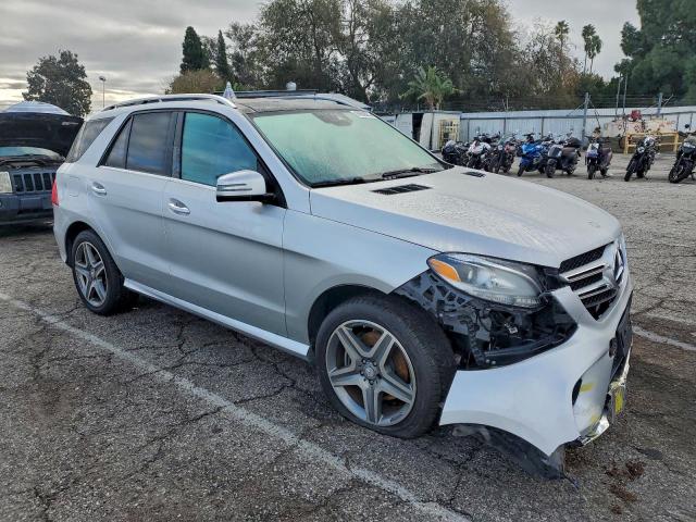 Mercedes-Benz GLE 350 Image 13