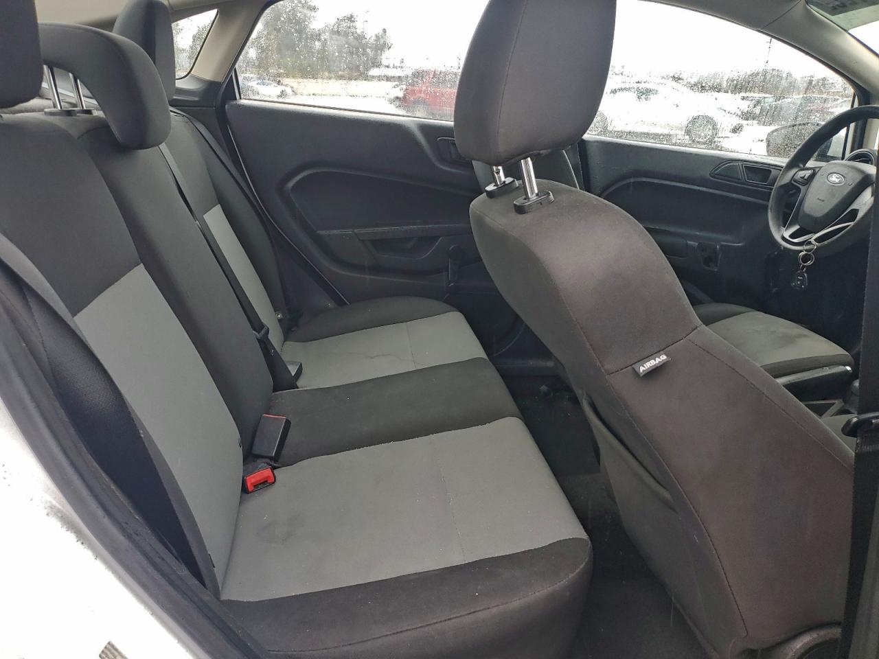 Ford Fiesta S Image 12