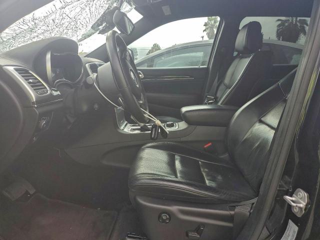 Jeep Grand Cherokee Overland Image 9