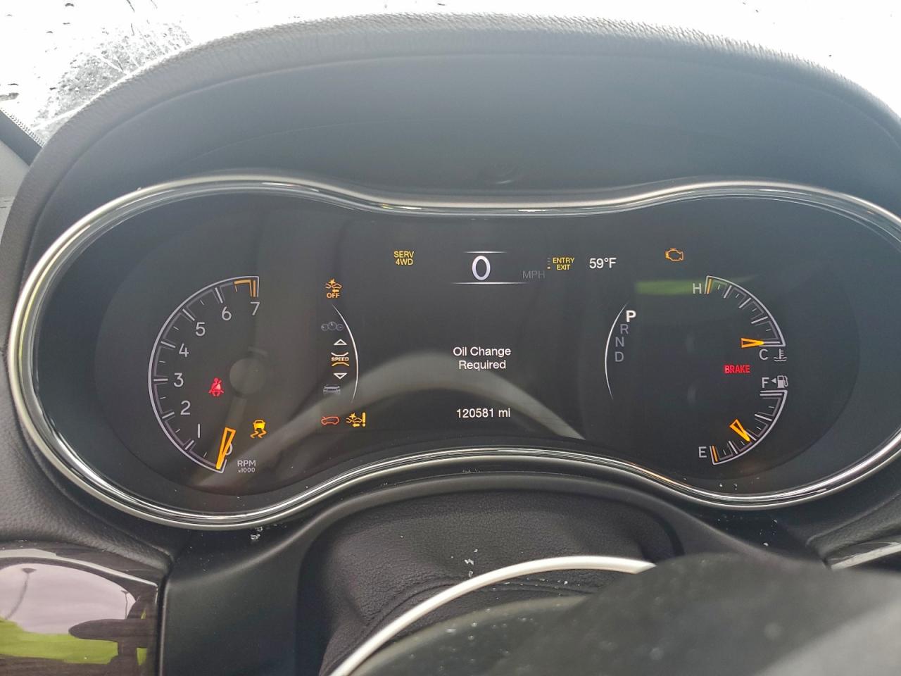 Jeep Grand Cherokee Overland Image 5